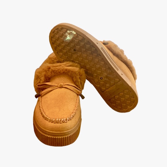 SOLD - Picture 5 of 6